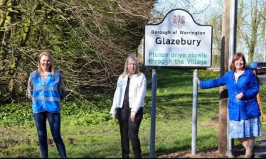 Glazebury team